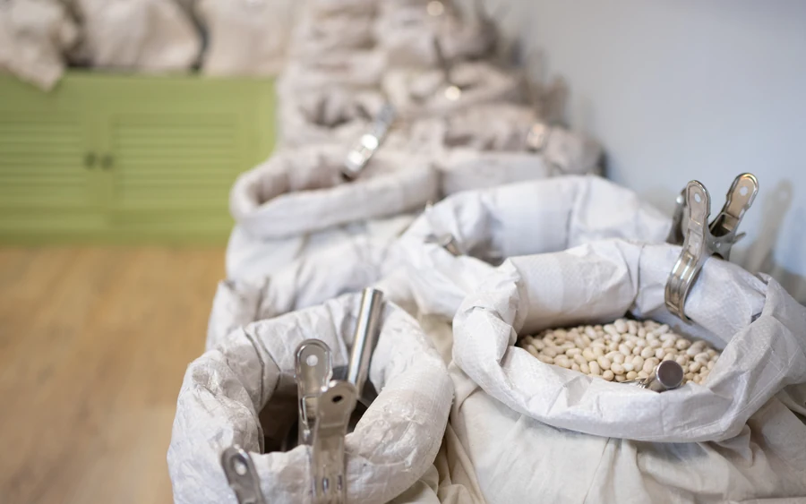 Dry goods & pulses